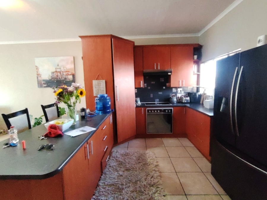 3 Bedroom Property for Sale in Langenhovenpark Free State